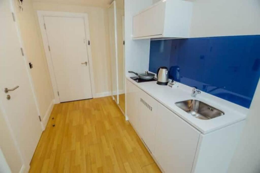 Luxury Aparthotel In Orbi City Sea View باتومي المظهر الخارجي الصورة